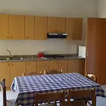 Residenza Laura 펜션 카포바티카노