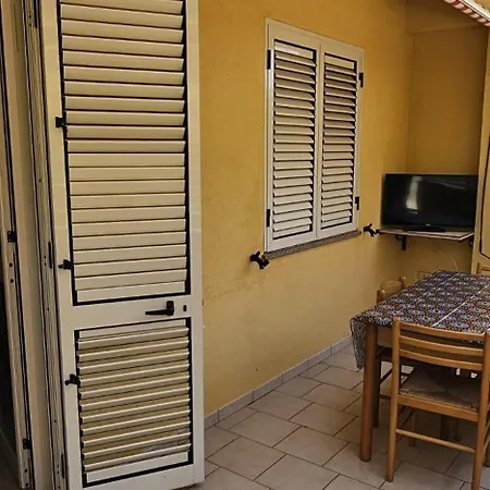 Ferienhaus Residenza Laura Capo Vaticano